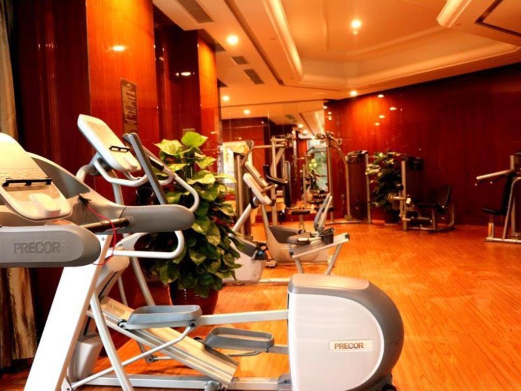 Отель Wyndham Grand Plaza Royale Xianglin Shaoyang Экстерьер фото