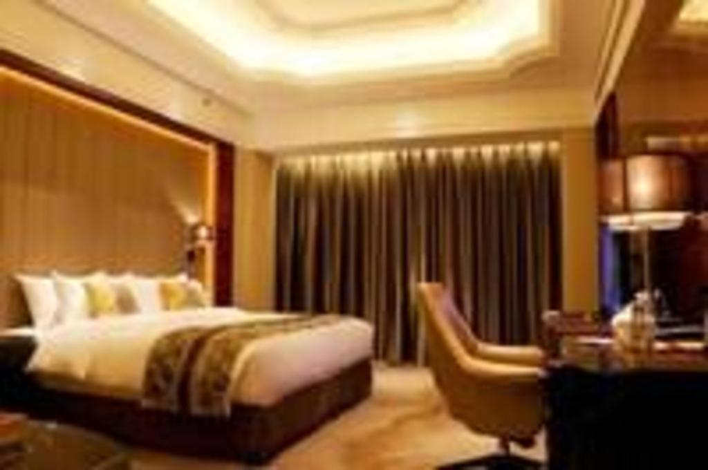 Отель Wyndham Grand Plaza Royale Xianglin Shaoyang Экстерьер фото