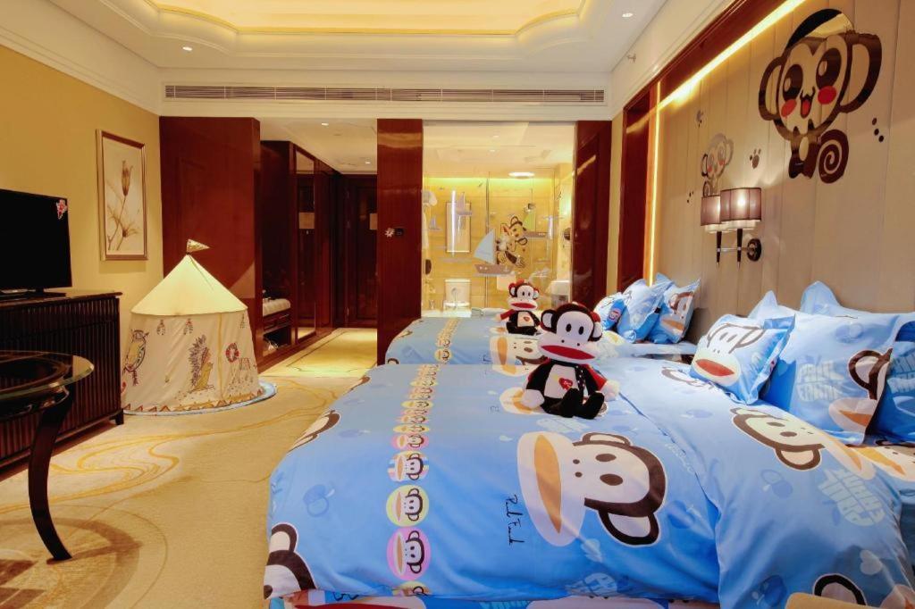 Отель Wyndham Grand Plaza Royale Xianglin Shaoyang Экстерьер фото